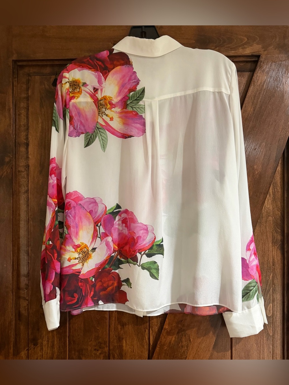 Alice + Olivia Willa Placket Top - Picture 8 of 10